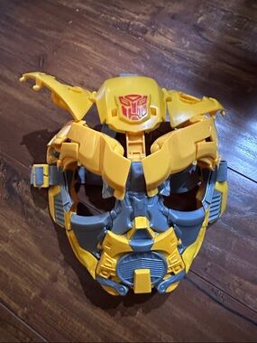 Transformers bumblebee 2 in 1 transforming mask